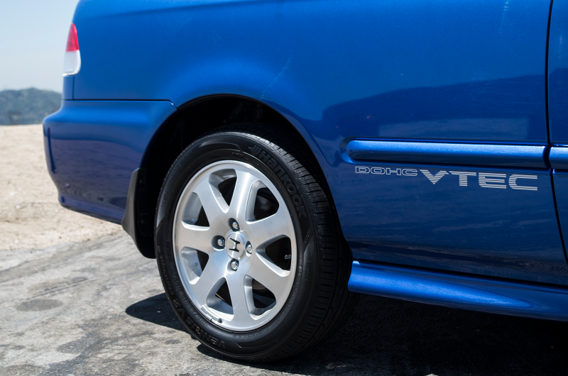 Illustration for article titled What The Perfect No-Mileage 1999 Honda Civic Si Is Like To Drive Today